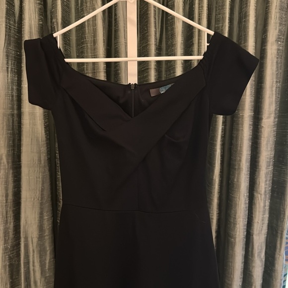 Eva Franco Black Fit and Flare Dress Size 4 EUC Slight Off Shoulder - Picture 2 of 7